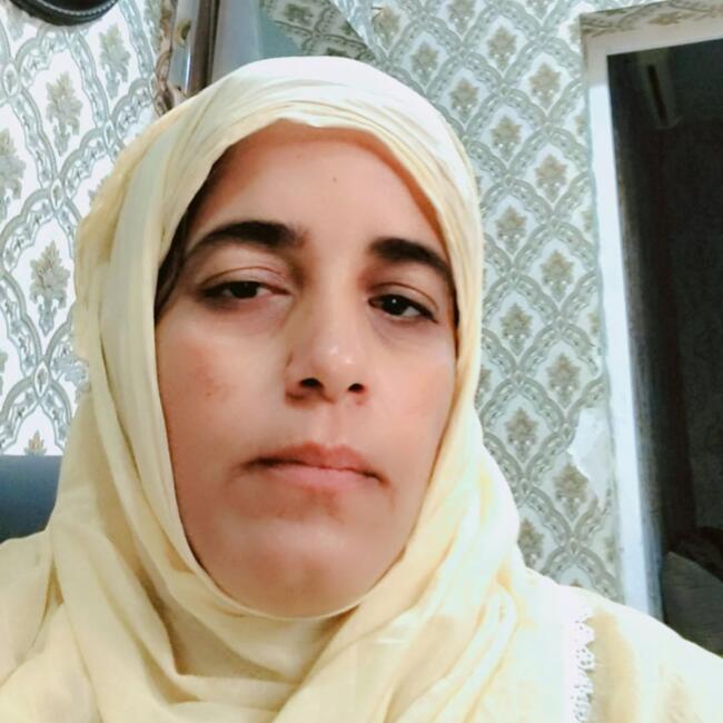 وظيفة جليسة أطفال في السيب الجديدة: حليمه