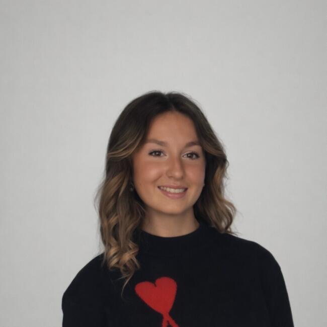 Babysitter in Savenay: Alyssa