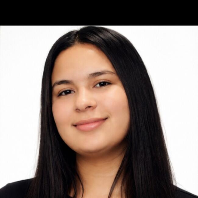 Babysitter in Santa Fe: Valentina