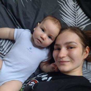 Praca dla opiekunki do dziecka w Łódź: Anastasiia