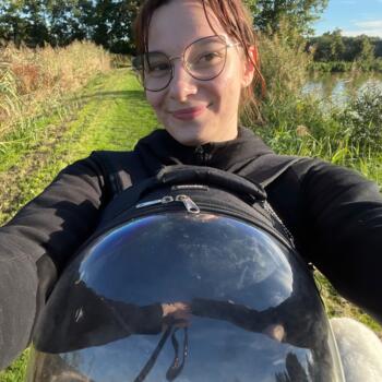 Babysitter in Jasseron: Lou