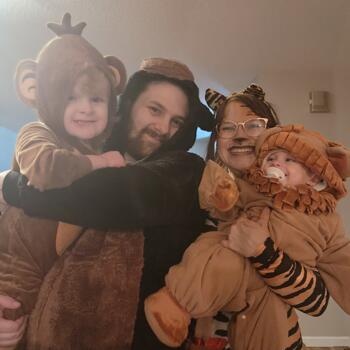 Δουλειά για babysitter στην περιοχή Έντμοντον: δουλειά φύλαξης παιδιών Ashley