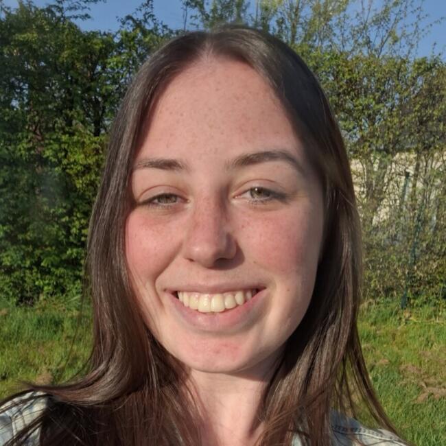 Babysitter in Château-Gontier: Maï-Lize