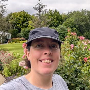 Babysitter in Dundalk: Elaine