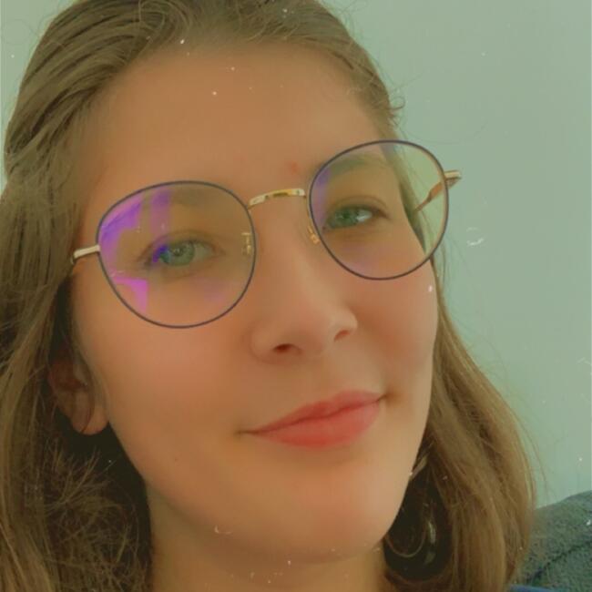 Babysitter in Lamorlaye: Alice