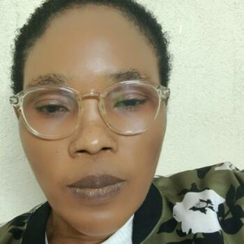 جليسة أطفال الدوحة: Milka moraa