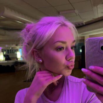 Babysitter in Vantaa: Helmiina