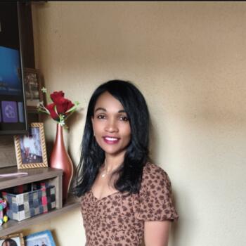 Babysitter in São Paulo: Mary