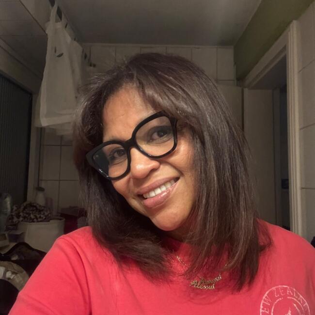 Babysitter in Bergen auf Rügen: Anny Marlene Ayala de francion