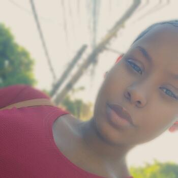 Babysitter in Kingston: Shanell
