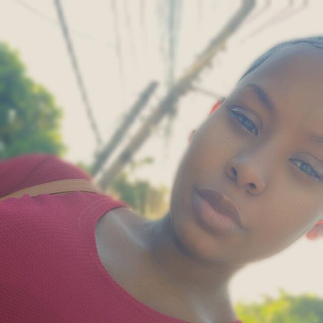 Babysitter in Kingston: Shanell