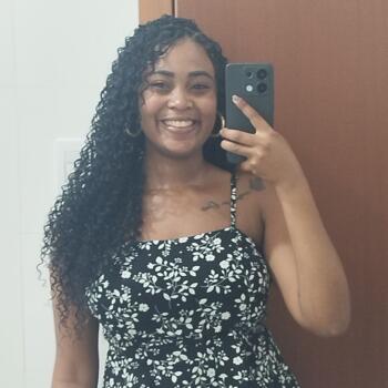 Babysitter in Itajaí: Andressa