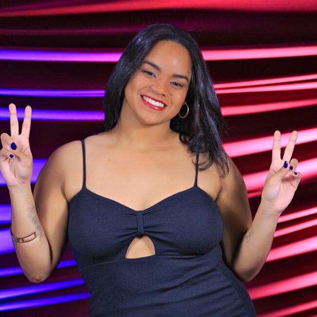 Babá em Brasília: Thauany santos