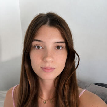 Babysitter in Palavas-les-Flots: Louise