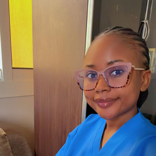 Nanny in Jeddah: Flavian