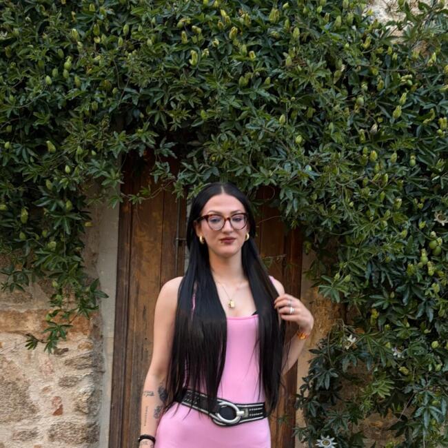 Canguro en Arenas de San Pedro: Lucia