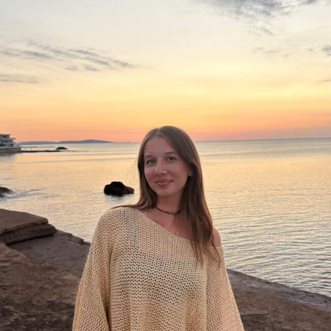 Babysitter in Clermont-Ferrand: Charlene