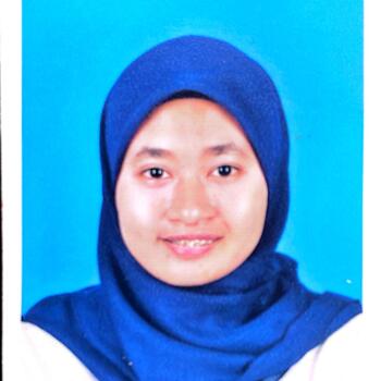 Babysitter in Kampung Sabai: Anis