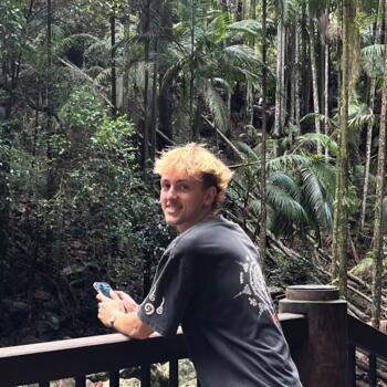 Baby-sitter in Gold Coast: Kane