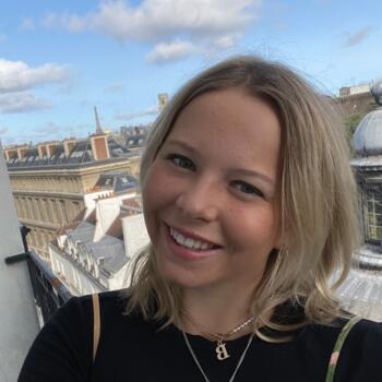 Babysitter Brisbane: Olivia