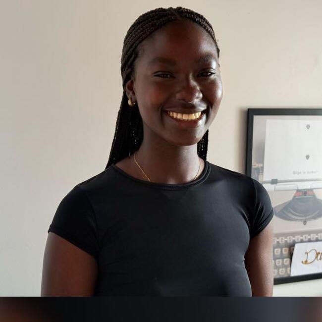 Babysitter in Chelmsford: Dina