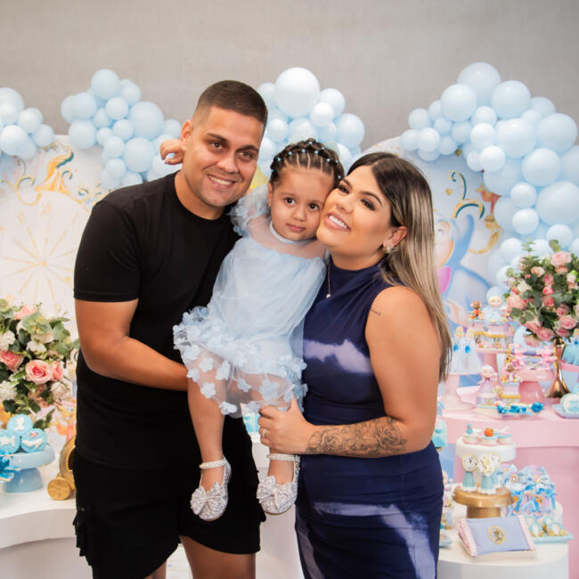 Babysitting job in Nova Iguaçu: Thamine