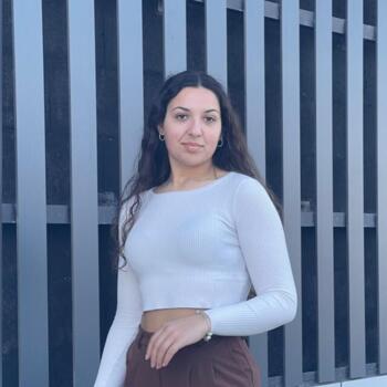 Babysitter Esposende: Lara