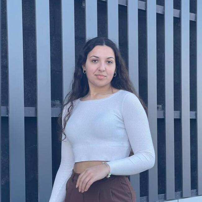 Babysitter in Esposende: Lara