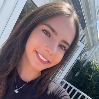 Babysitter Auckland: Lily