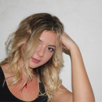 Babysitter a Forlì: Giulia