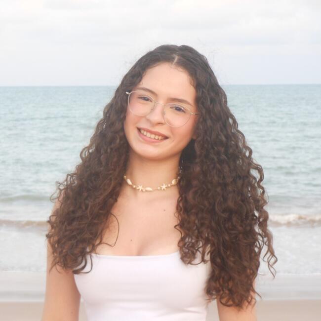 Babysitter in João Pessoa: Lívia