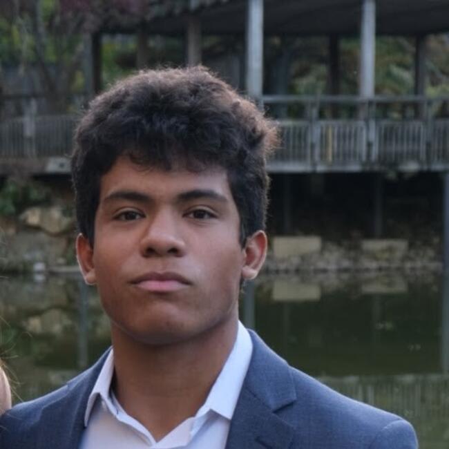 Babysitter in Rockville: Miguel