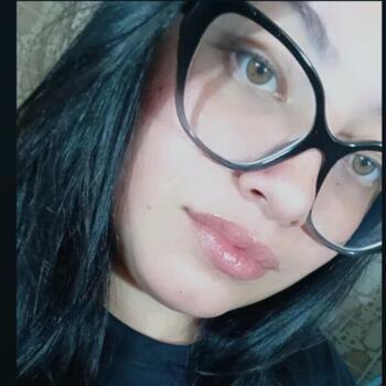 Babá em Bagé: Larissa