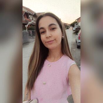 Bebisiterka u Kraljevo: Sara