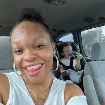 Babysitting job in Darlington: babysitting job Shadavia
