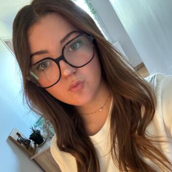 Babysitter in Vauvert: Mélie