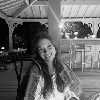 Babysitter Arvert: Anna