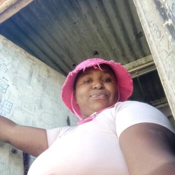 Babysitter in Cape Town: Obina