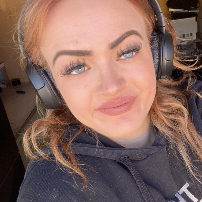 Babysitter in Magdeburg: Leoni Sidney