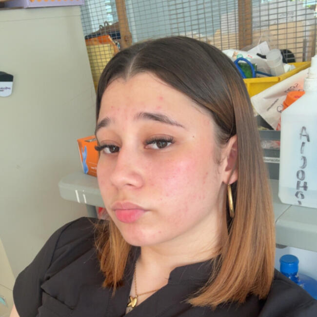 Babysitter in Naguabo: Keira Elizabeth