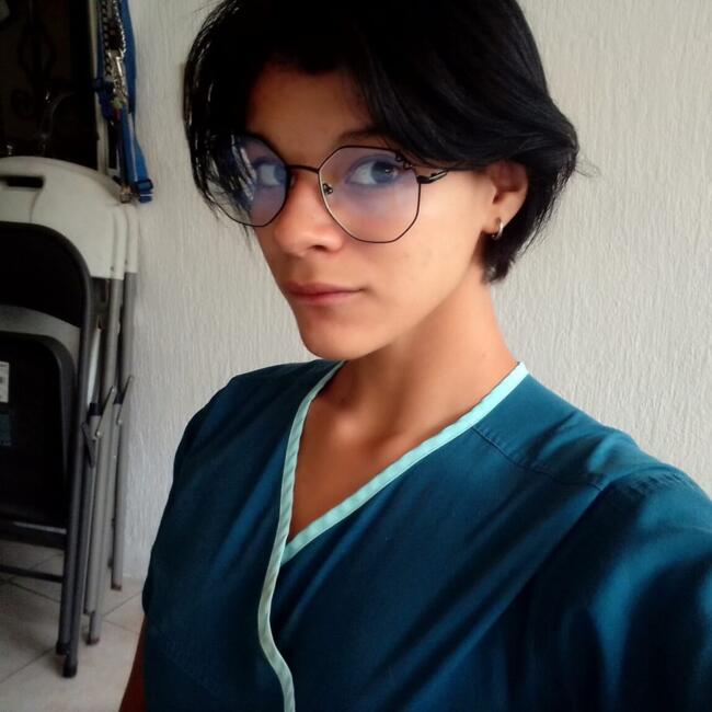 Babysitter in León: Maria liliana