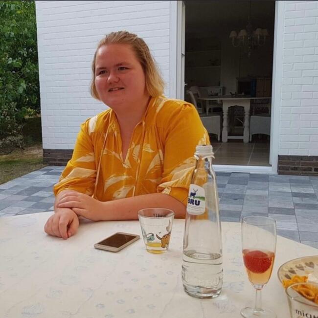 Babysitter em Torhout: Hélène