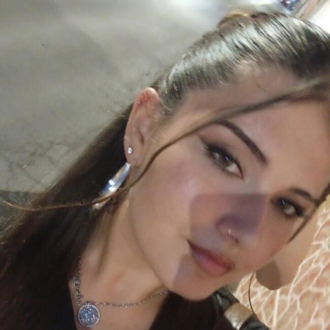 Canguro en Elda: Yaiza