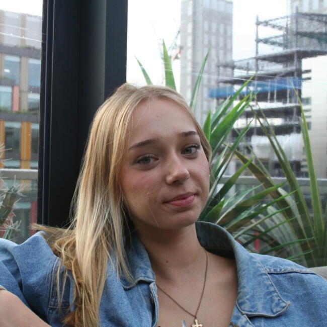 Babysitter in Dresden: Emilia