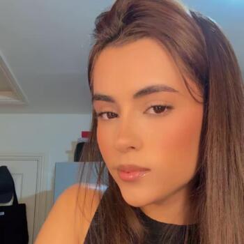 Babysitter in Charleville: Gabrielly