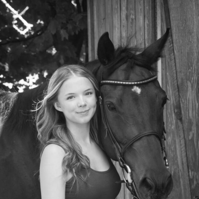 Babysitter in Belleville: Emily