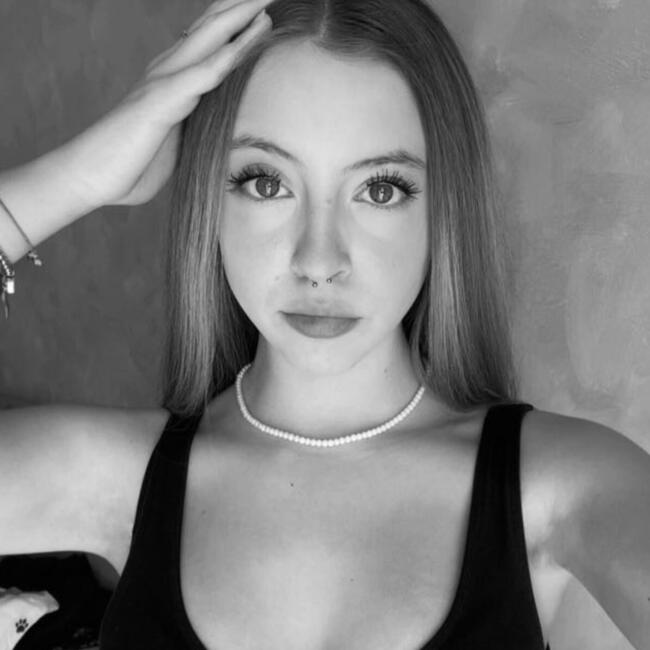 Babysitter in Turin: Nicole