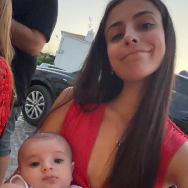 Trabalho de babysitting em Lisboa: Mariana