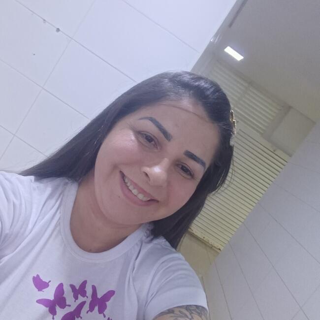 Babá em Cuiabá: Simone