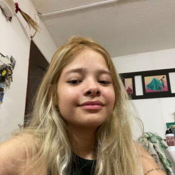 Niñera en Parera: Valentina